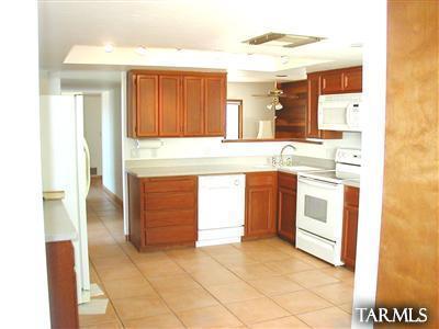 3955 North Pontatoc Road Tucson, AZ 85718 - Photo 5 of 10 Gallery Image 5