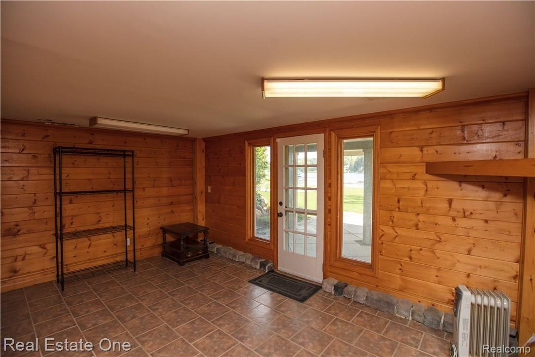 9160 Sashabaw Road Clarkston, MI 48348 - Photo 38 of 49 Lake House (122 of 44).jpg