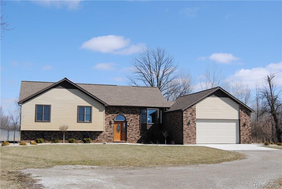 5704 Capac Road Capac, MI 48014 - Photo 1 of 20 1front.jpg