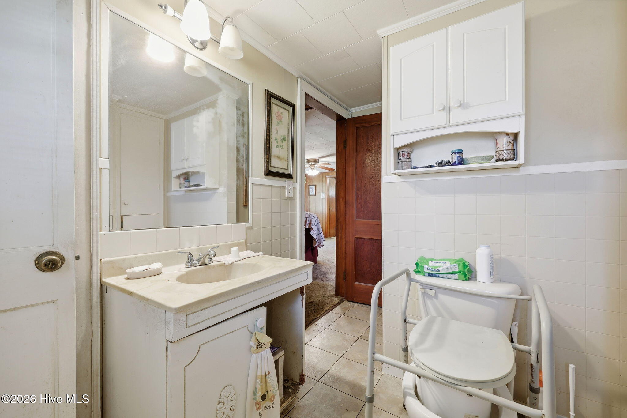850 Smithtown Road Grimesland, NC 27837 - Photo 14 of 33 Bathroom