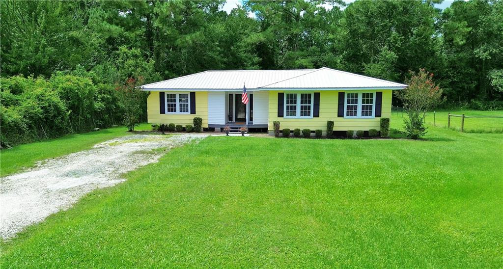 179 Oyster Road Brunswick, GA 31523 - Photo 1 of 1