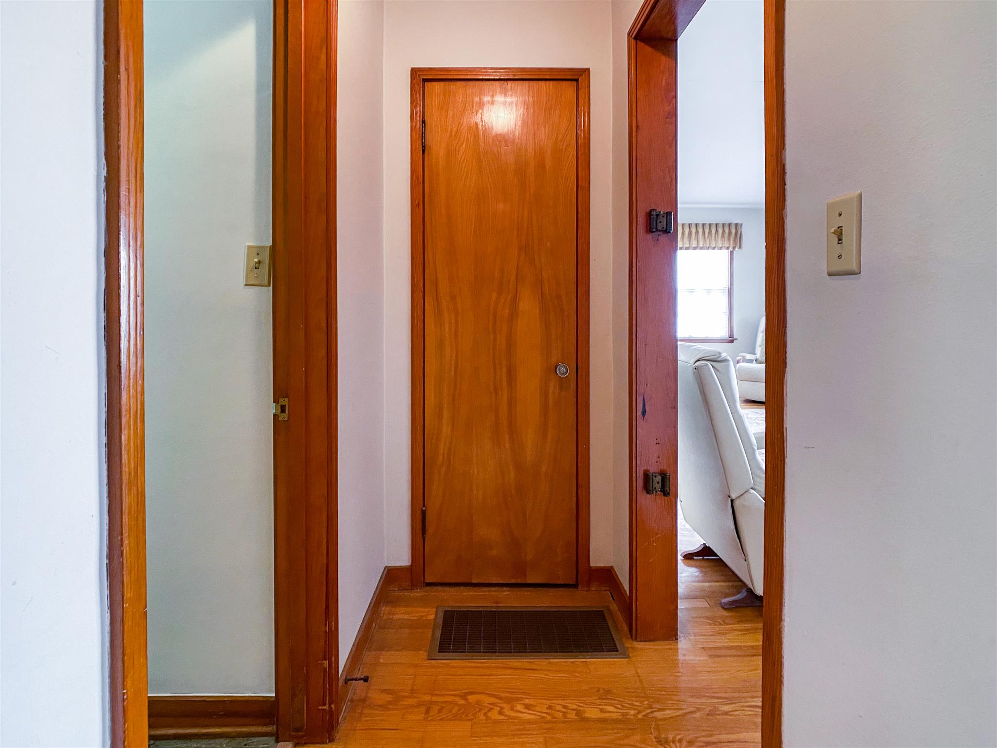 1842 Cherokee Road Fort Wayne, IN 46808 - Photo 14 of 32