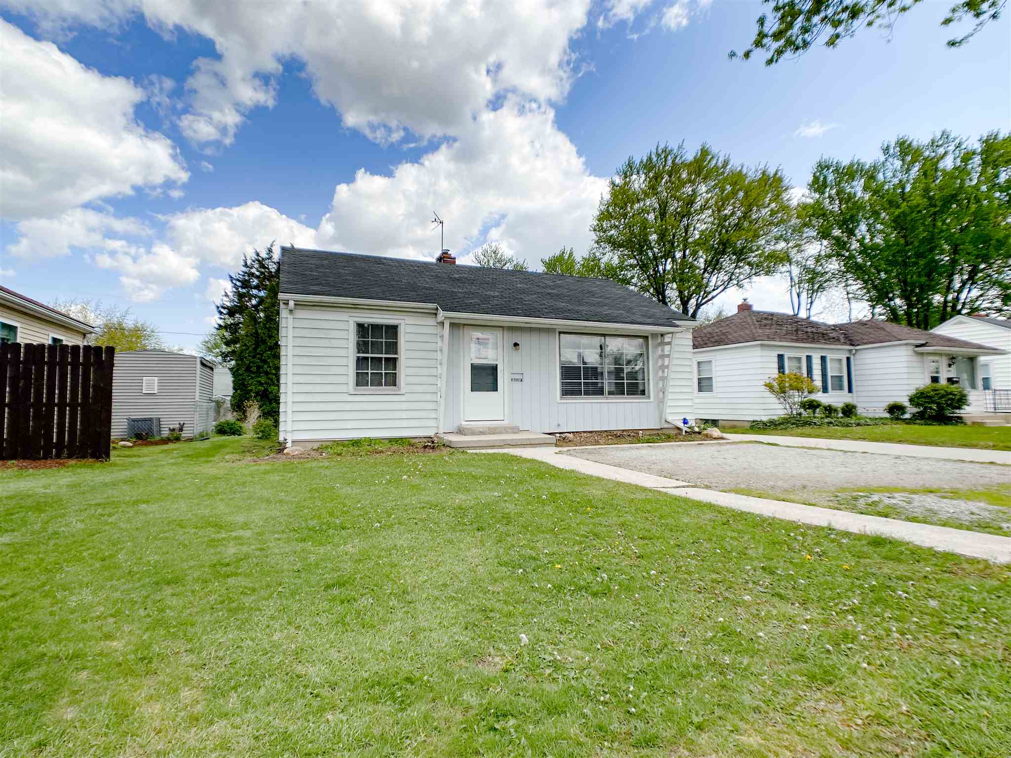 1842 Cherokee Road Fort Wayne, IN 46808 - Photo 27 of 32