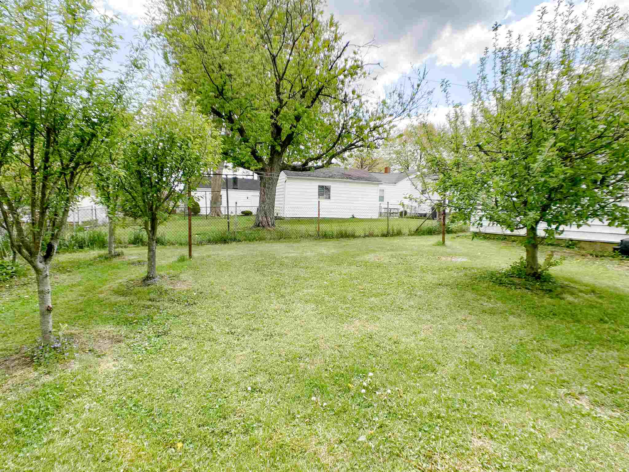 1842 Cherokee Road Fort Wayne, IN 46808 - Photo 31 of 32