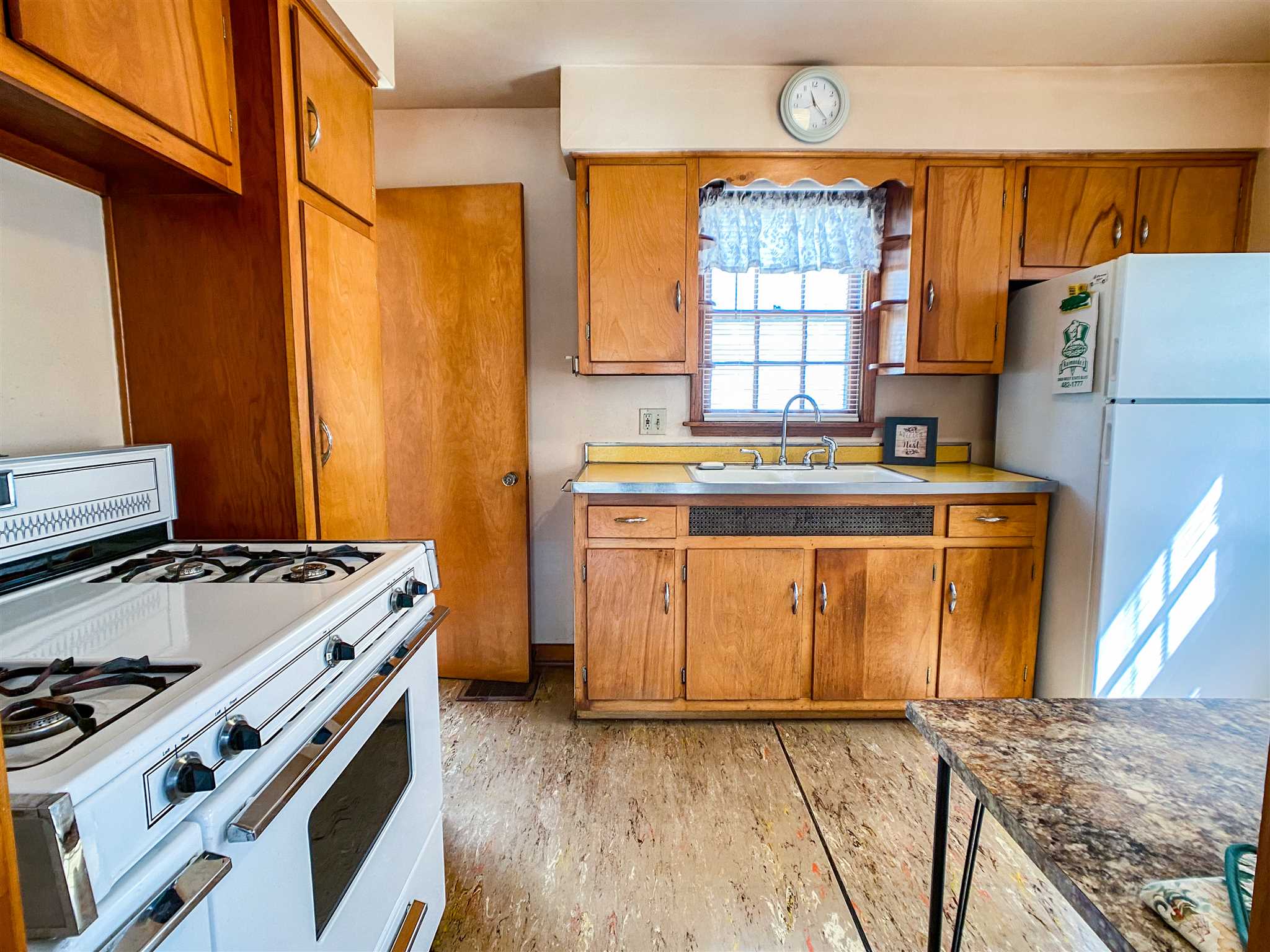 1842 Cherokee Road Fort Wayne, IN 46808 - Photo 5 of 32
