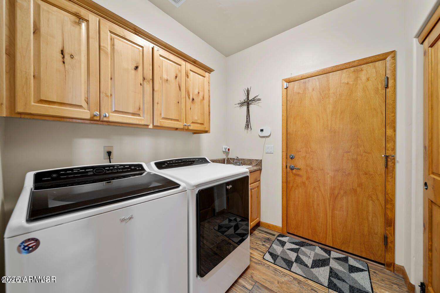 3281 West Falling Leaf Road Show Low, AZ 85901 - Photo 49 of 120 49