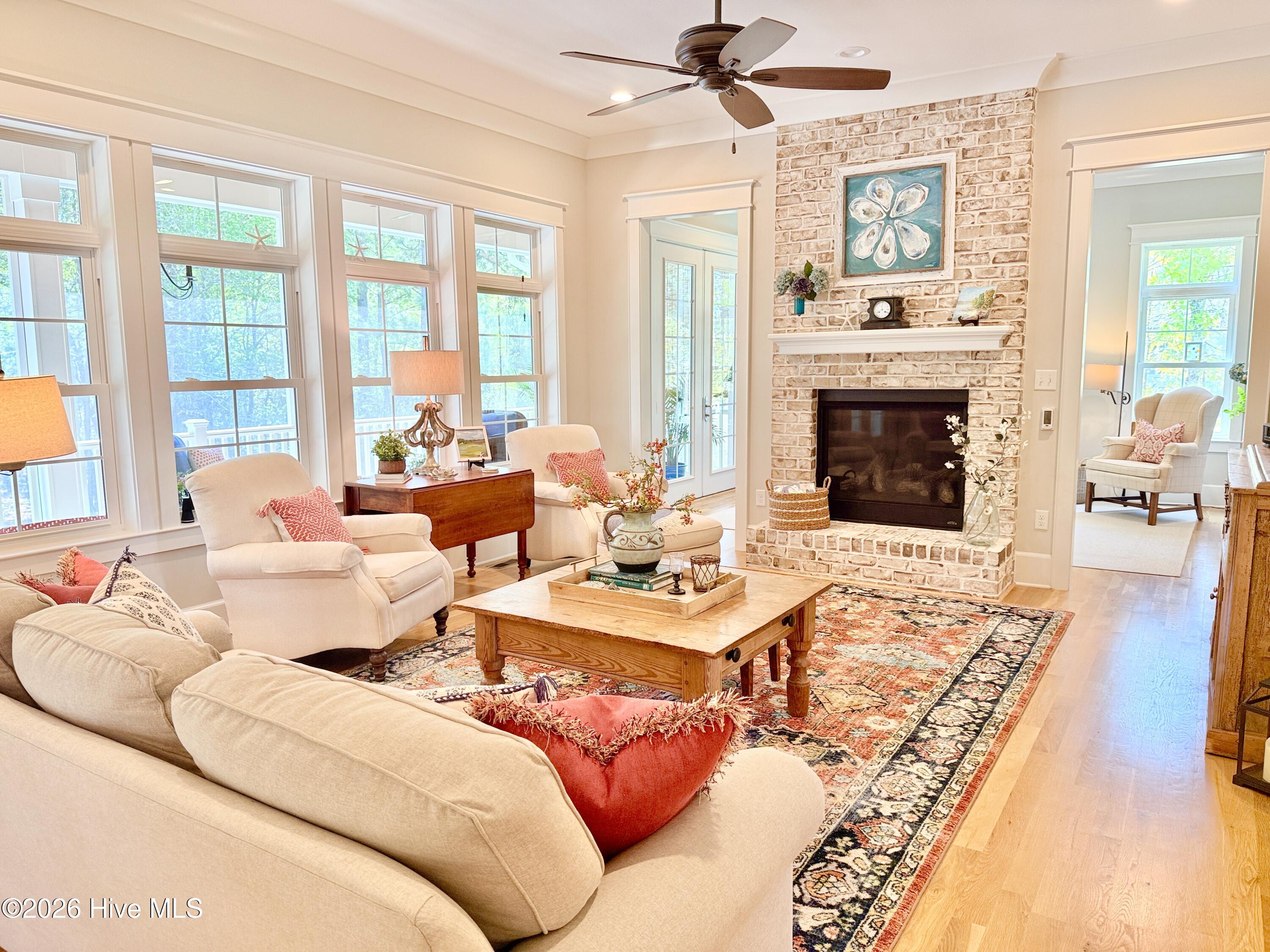 211 Whimbrel Way Hampstead, NC 28443 - Photo 11 of 99 Great Room bathed in light!