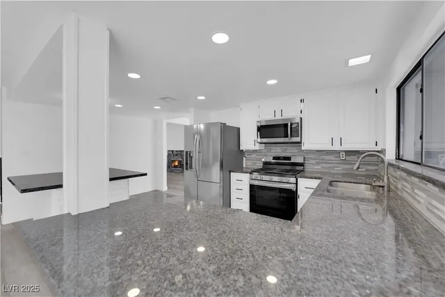 $595,000 | 2488 Marlene Way, Henderson, NV 89014