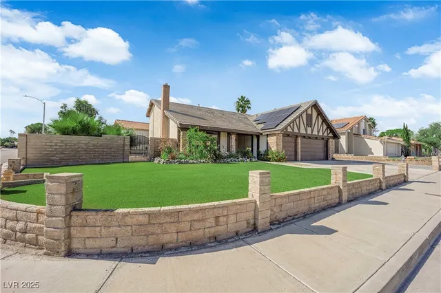 $595,000 | 2488 Marlene Way, Henderson, NV 89014