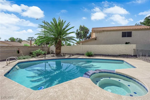 $595,000 | 2488 Marlene Way, Henderson, NV 89014