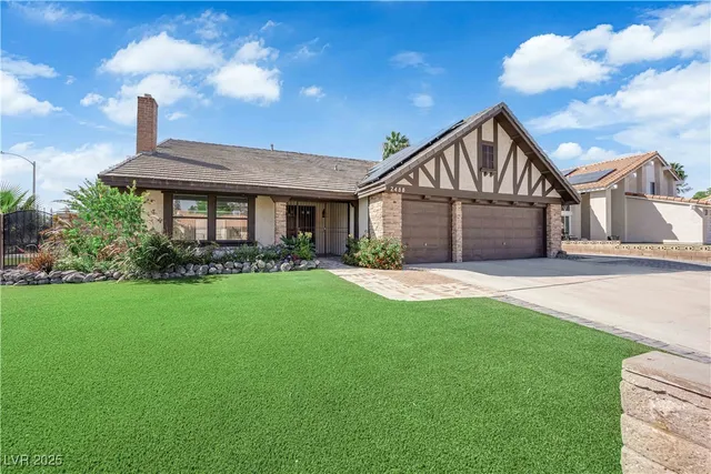 $595,000 | 2488 Marlene Way, Henderson, NV 89014