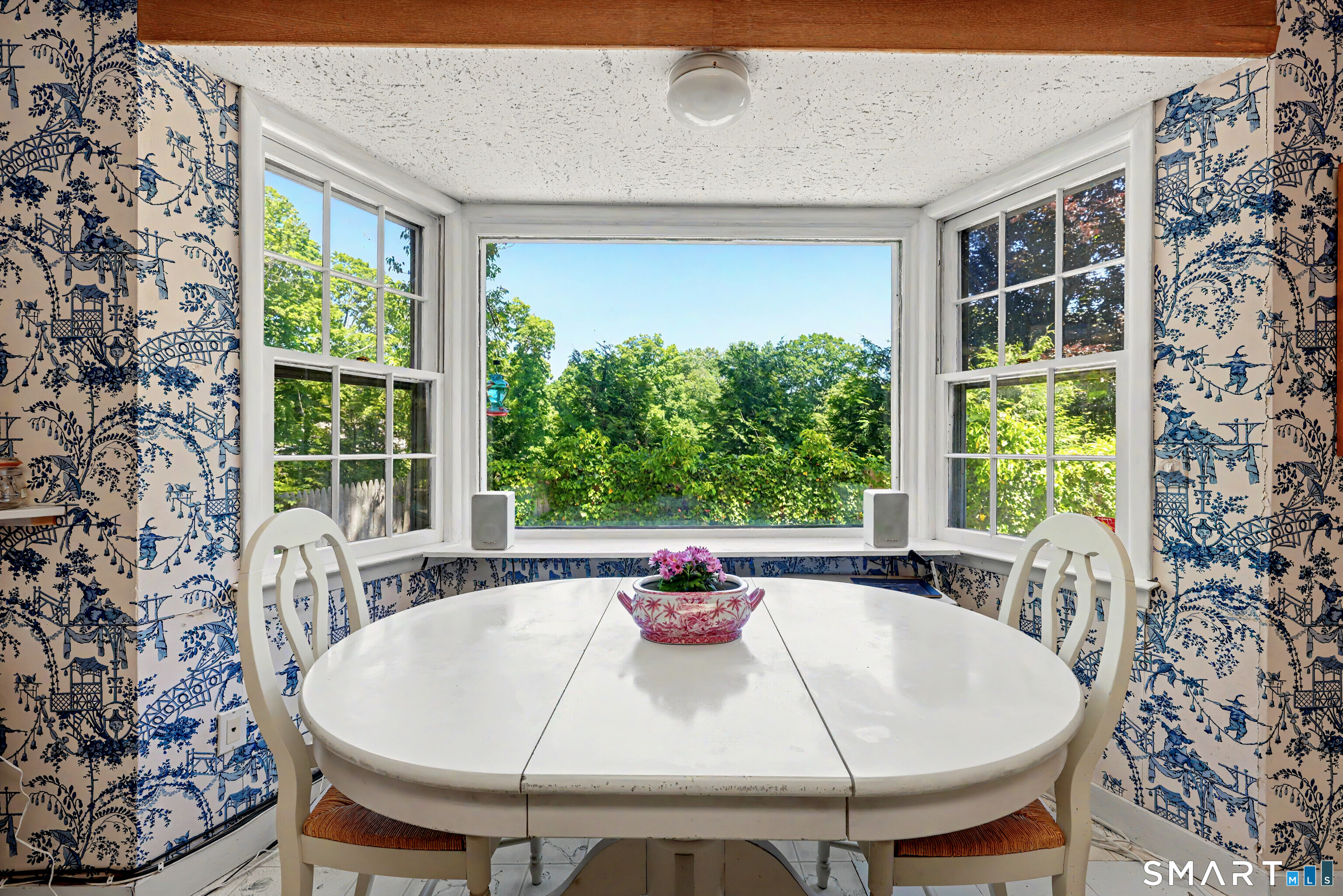 406 Harbor Road Fairfield, CT 06890 - Photo 20 of 38