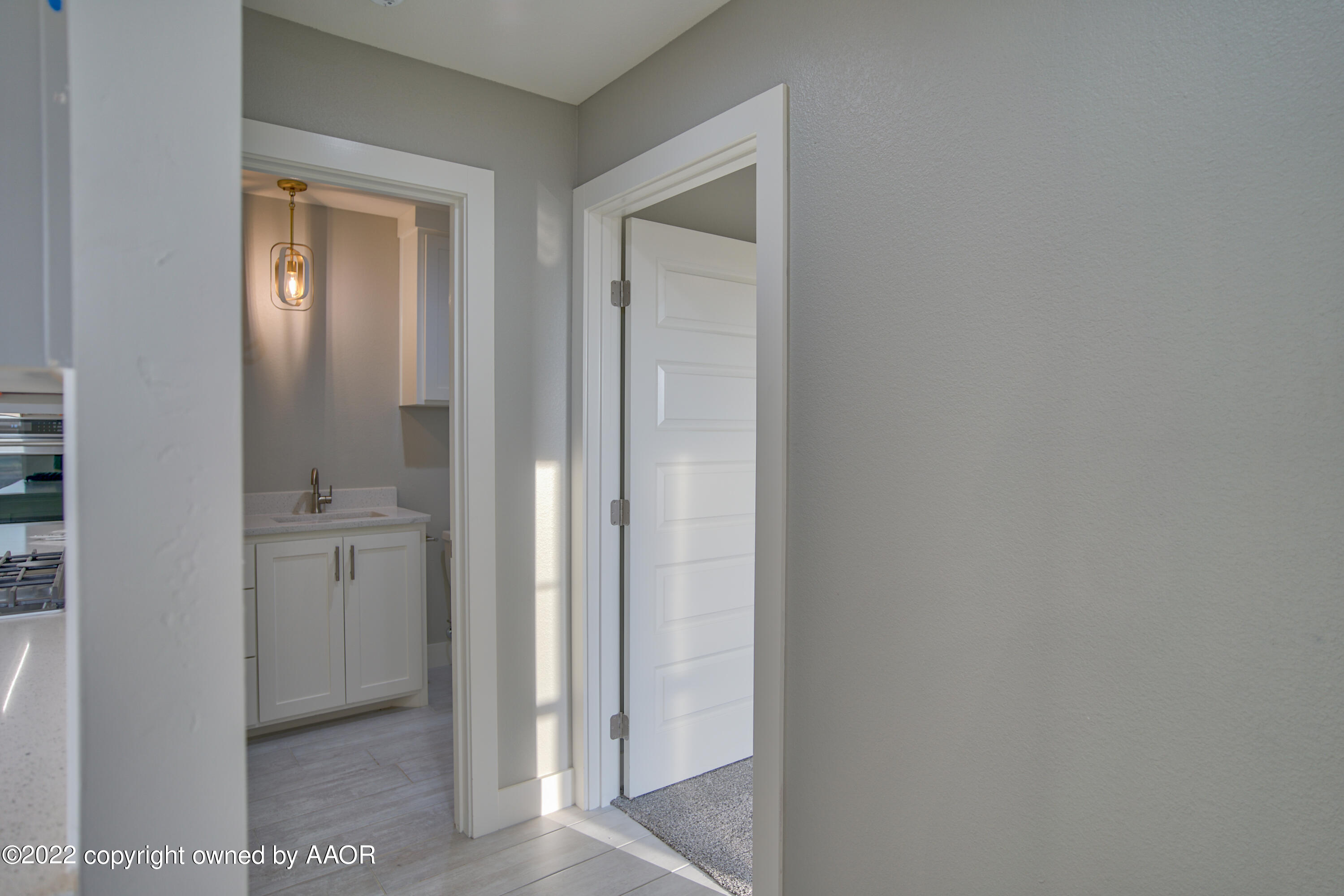 4200 Bobcat Springs Road Amarillo, TX 79119 - Photo 37 of 66 Hallway