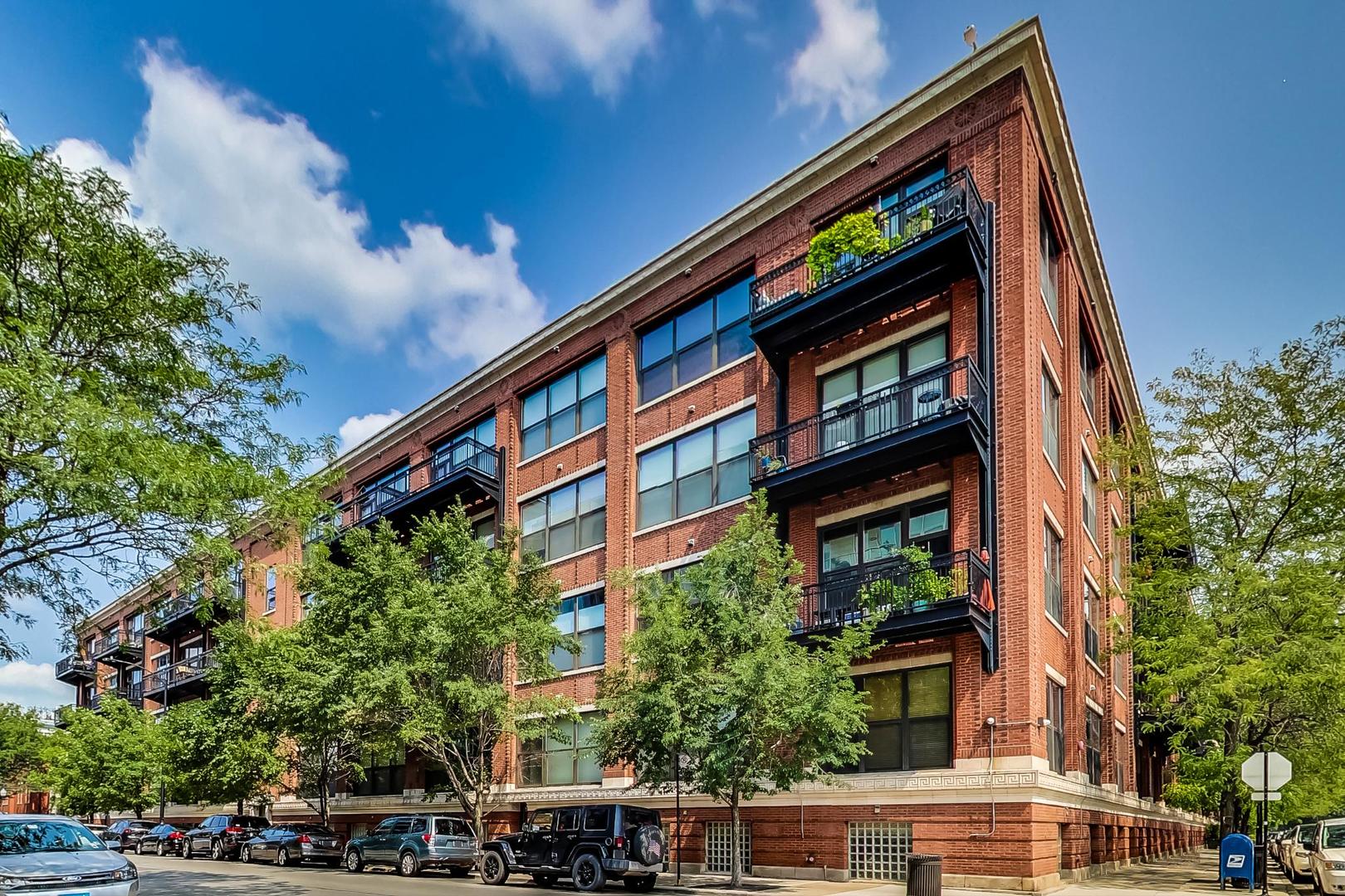 1040 West Adams Street, Unit 222 Chicago, IL 60607 - Photo 1 of 20 front view of a building