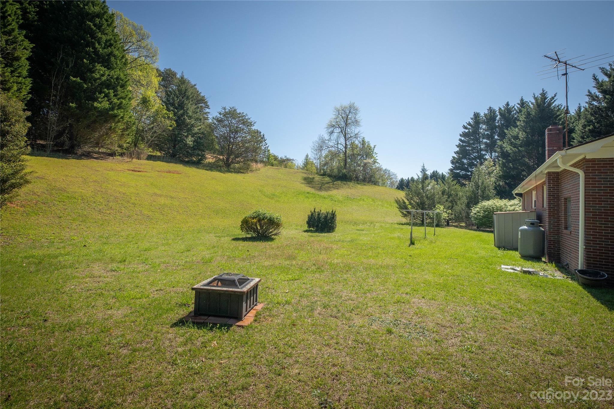 1475 Hopewell Road Morganton, NC 28655 - Photo 7 of 18 Gallery Image 7