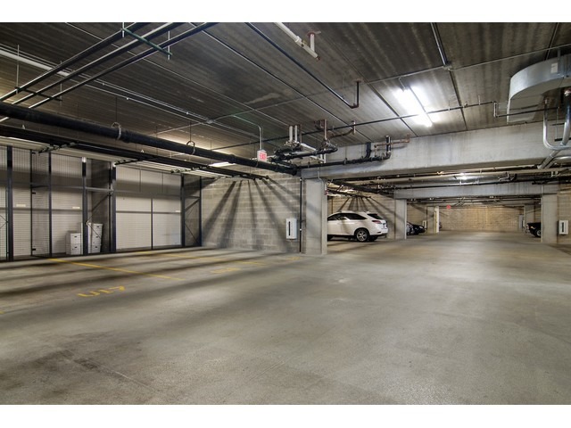 1199 East Port Clinton Road, Unit 306 Vernon Hills, IL 60061 - Photo 12 of 18