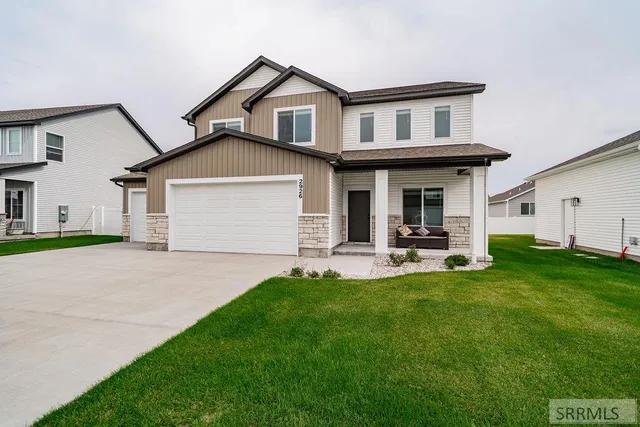 $499,900 | 2926 North Curlew Drive, Ammon, ID 83401
