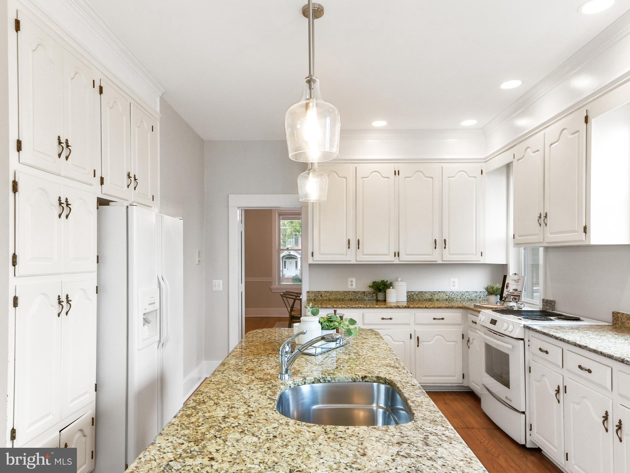 205 Upper College Terrace Frederick, MD 21701 - Photo 11 of 120 Ample-sized kitchen with granite and center island