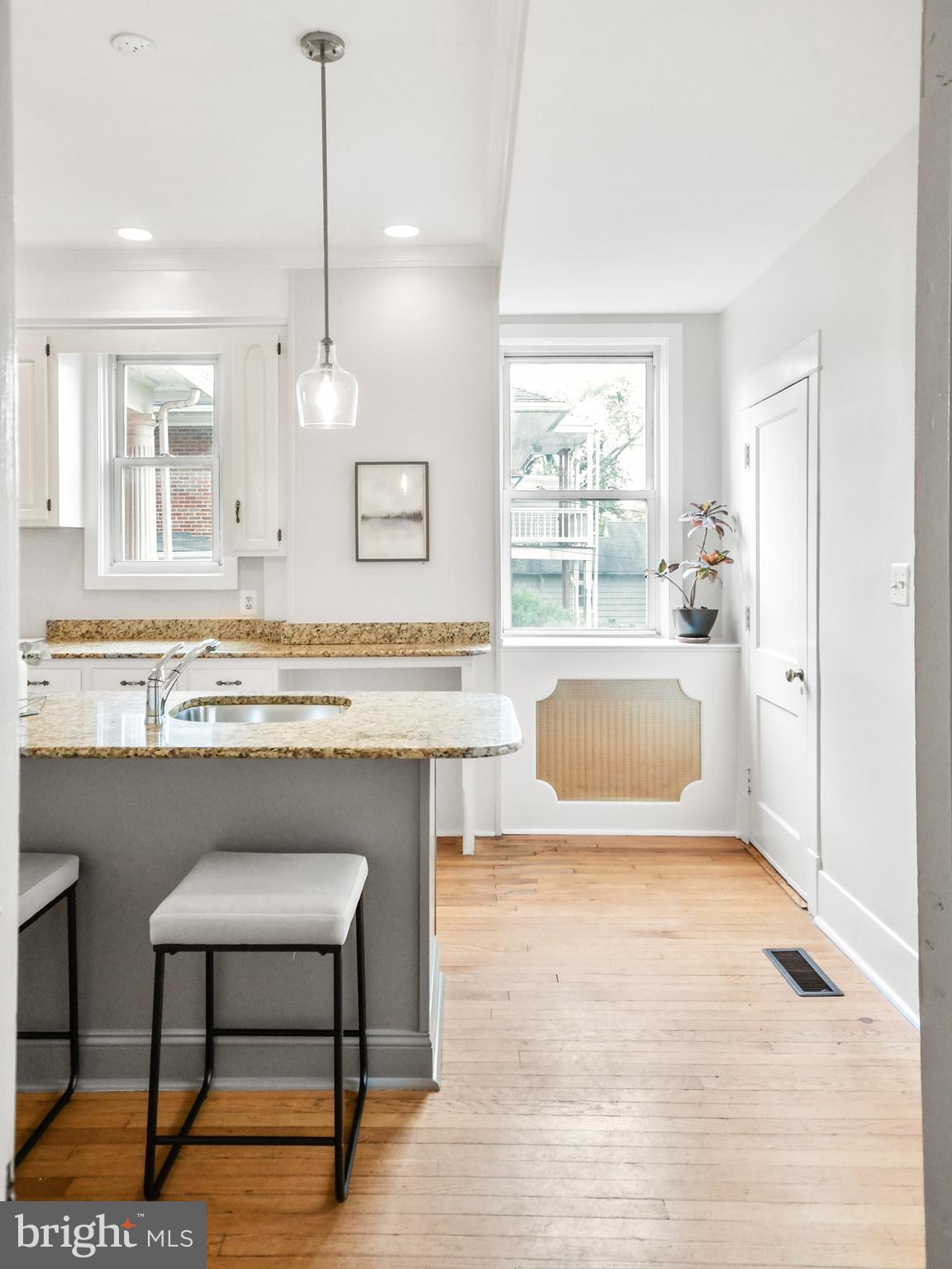205 Upper College Terrace Frederick, MD 21701 - Photo 112 of 120 Kitchen living