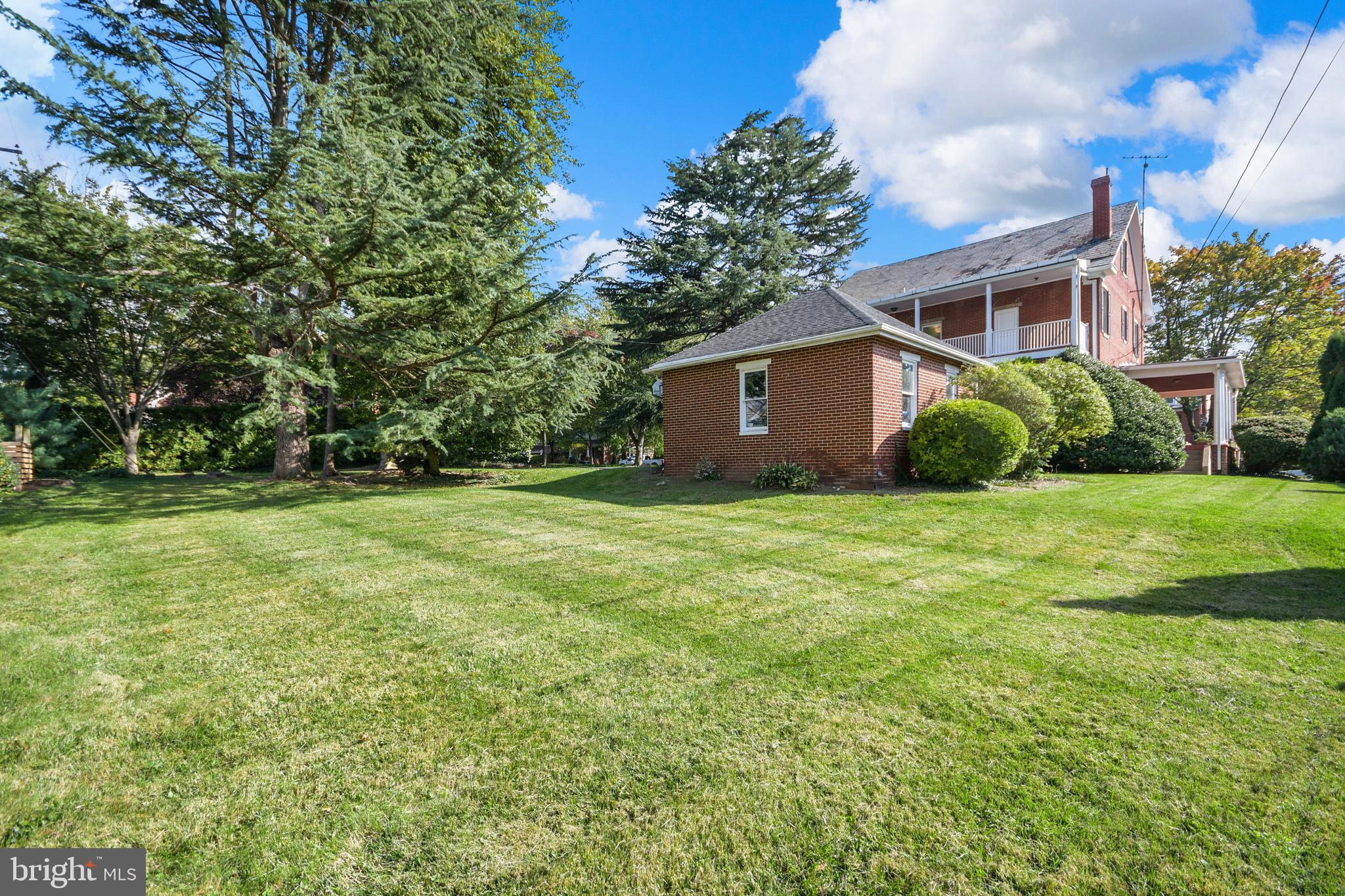 205 Upper College Terrace Frederick, MD 21701 - Photo 21 of 120 LARGE rear yard