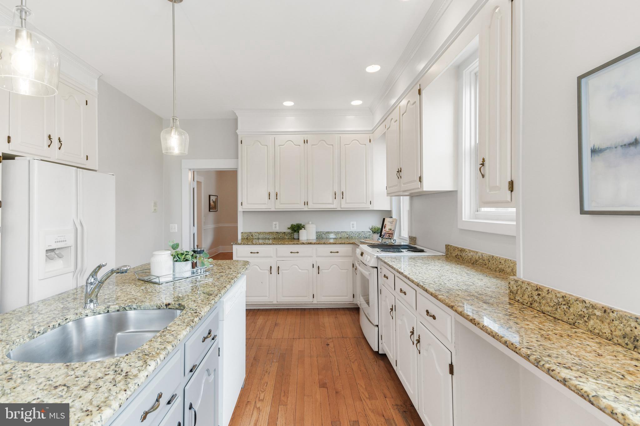 205 Upper College Terrace Frederick, MD 21701 - Photo 44 of 120 Kitchen