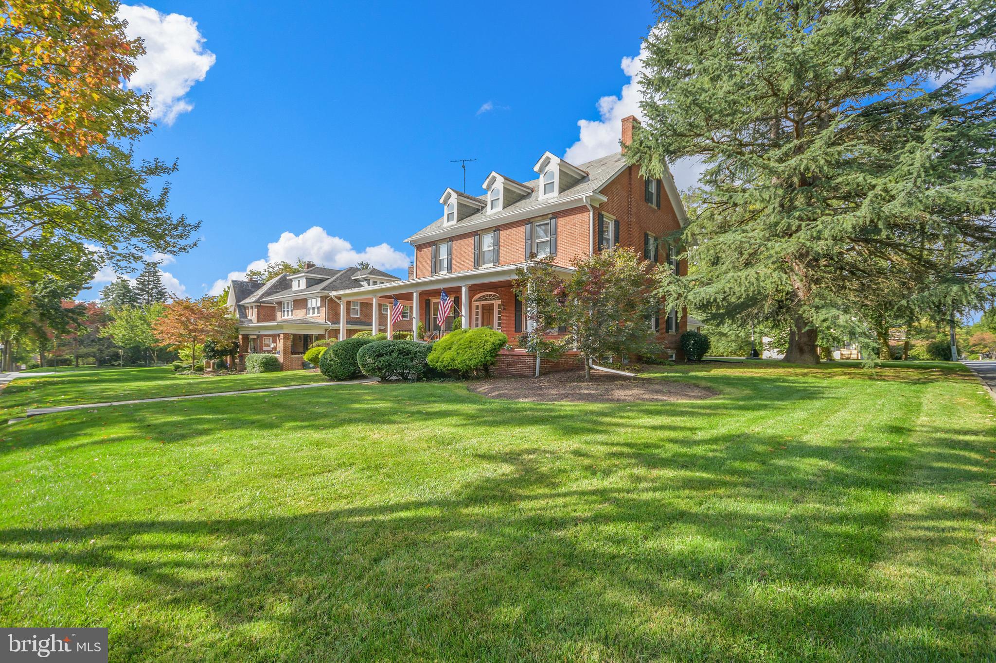 205 Upper College Terrace Frederick, MD 21701 - Photo 85 of 120 Stunning living pace