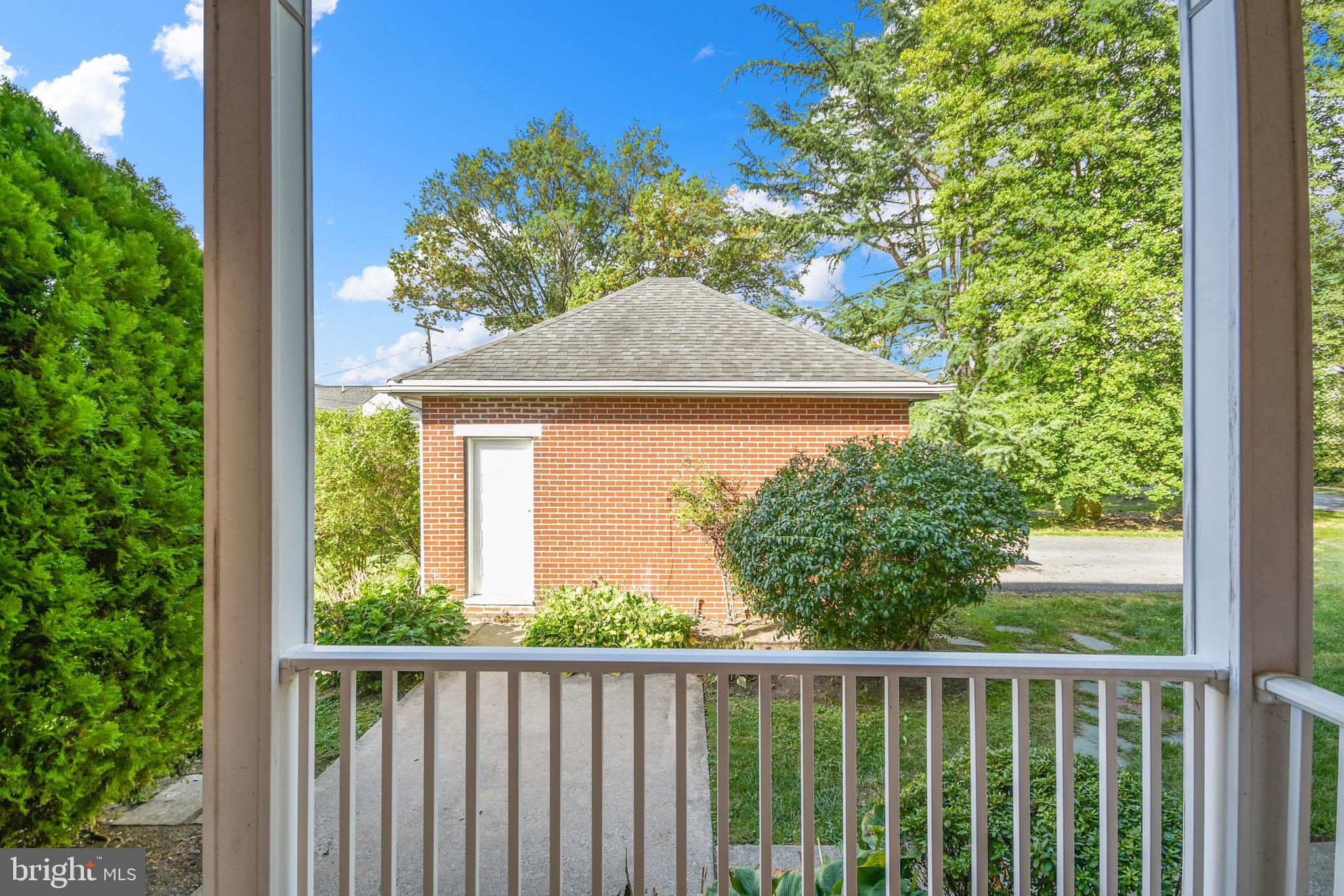 205 Upper College Terrace Frederick, MD 21701 - Photo 89 of 120 Cozy back porch