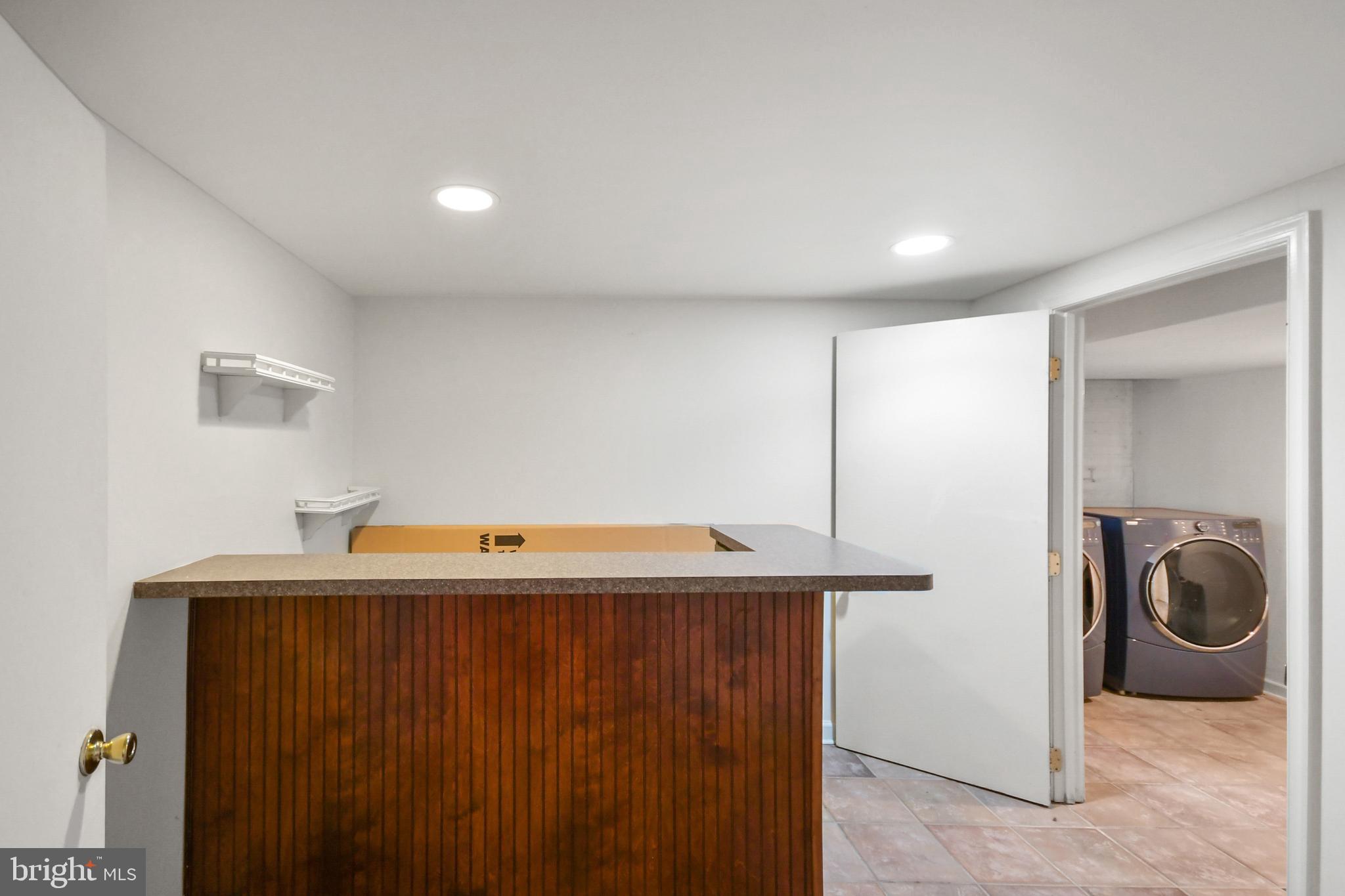 205 Upper College Terrace Frederick, MD 21701 - Photo 97 of 120 Bar area