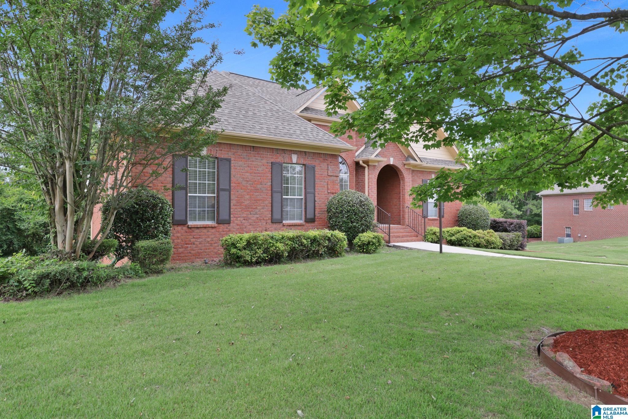 536 Overlook Road Fultondale, AL 35068 - Photo 2 of 25