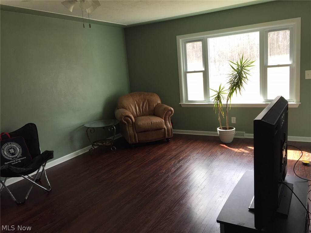 43890 Smith Road Wellington, OH 44090 - Photo 11 of 18 Gallery Image 11