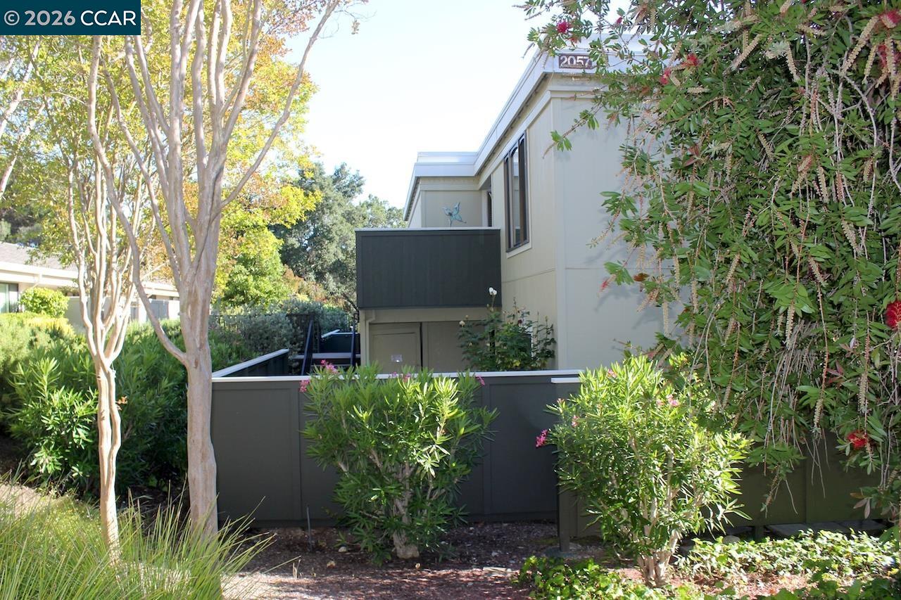 2057 Golden Rain Road, Unit 8 Walnut Creek, CA 94595 - Photo 39 of 78