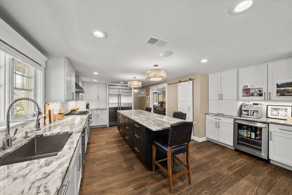 23 Albert Street Waltham, MA 02453 - Photo 5 of 35