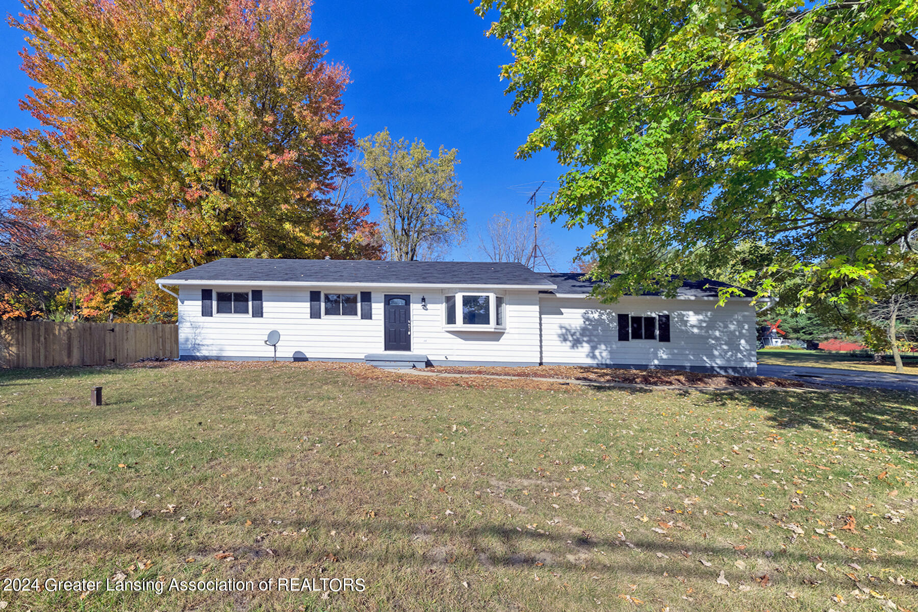 1940 West Taft Road St. Johns, MI 48879 - Photo 2 of 21 _DSC5381