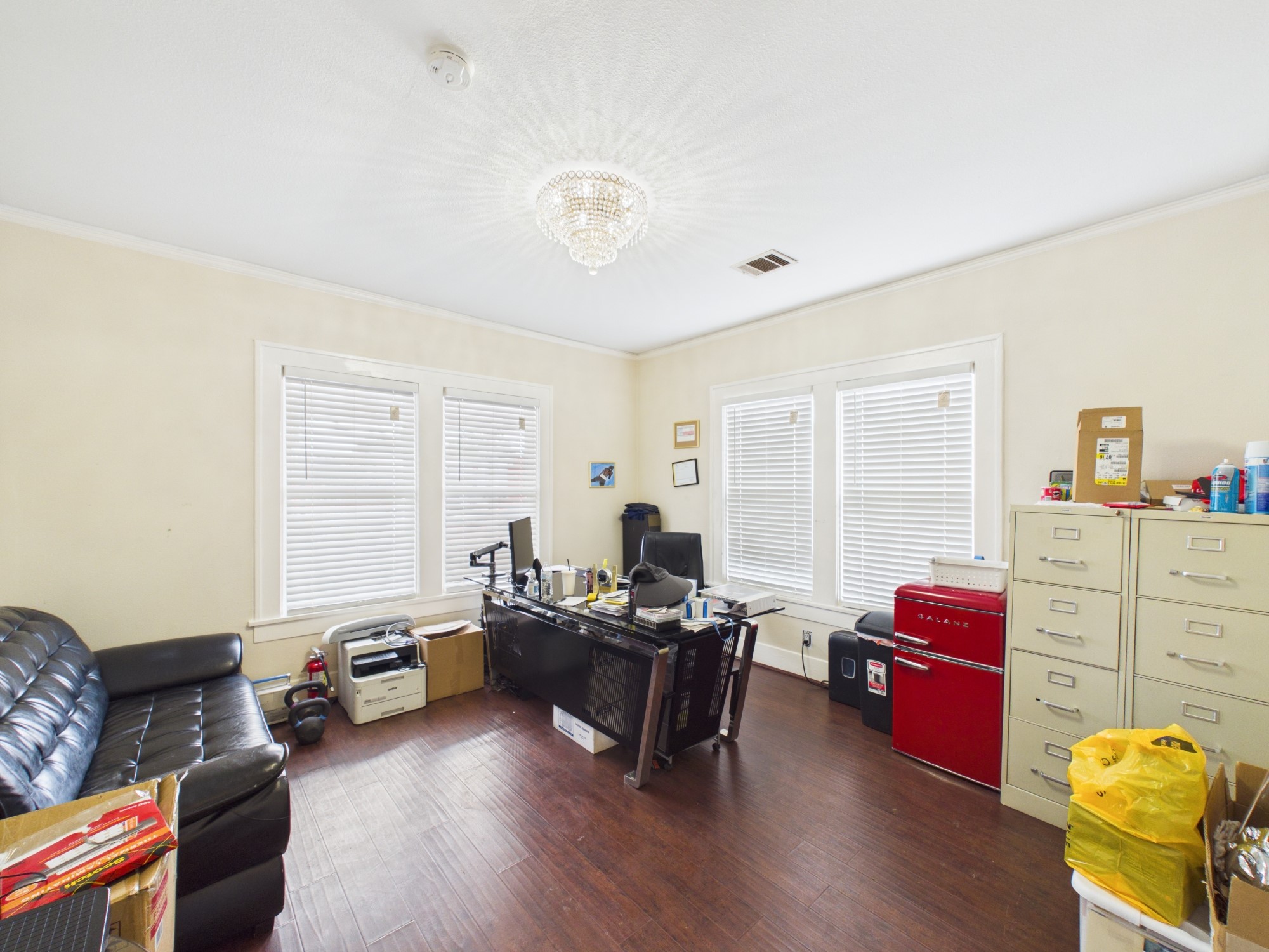 3722 Ocee Street Houston, TX 77063 - Photo 13 of 20 Private Office