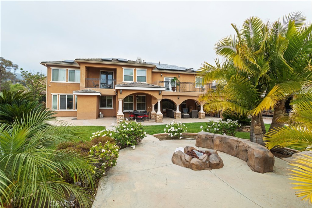 1084 Flager Ranch Road Corona, CA 92881 - Photo 3 of 58