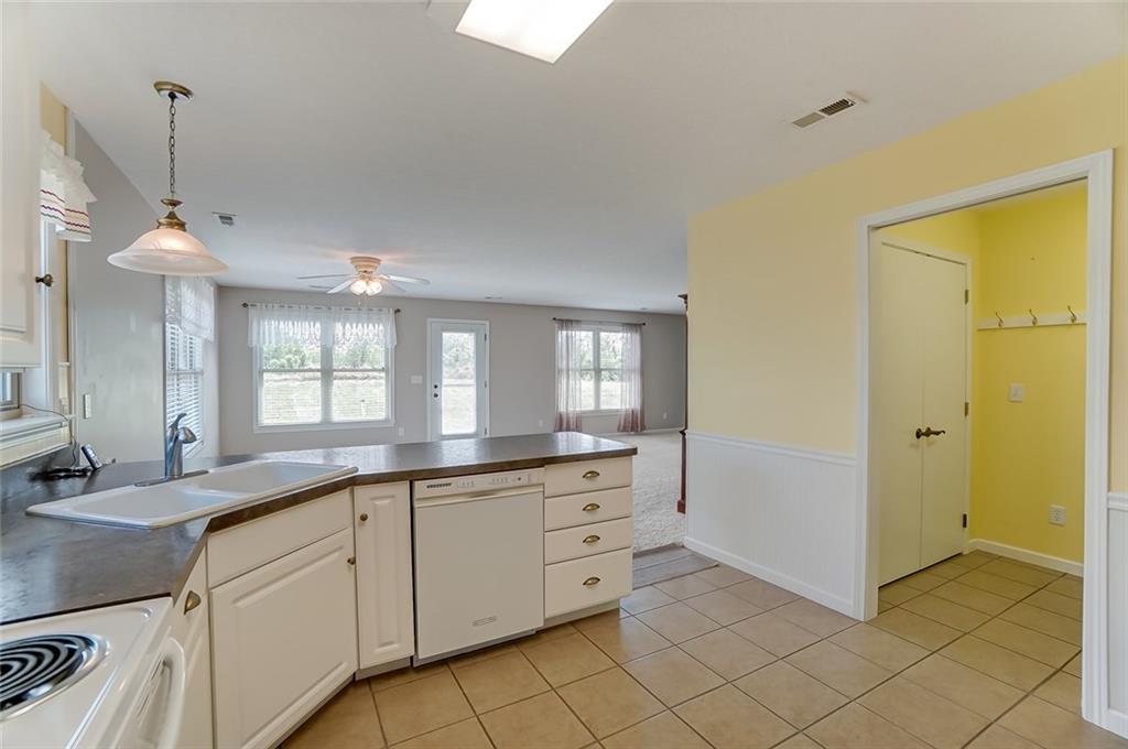 284 Hampton Trail Springfield, OH 45502 - Photo 15 of 25 Gallery Image 15