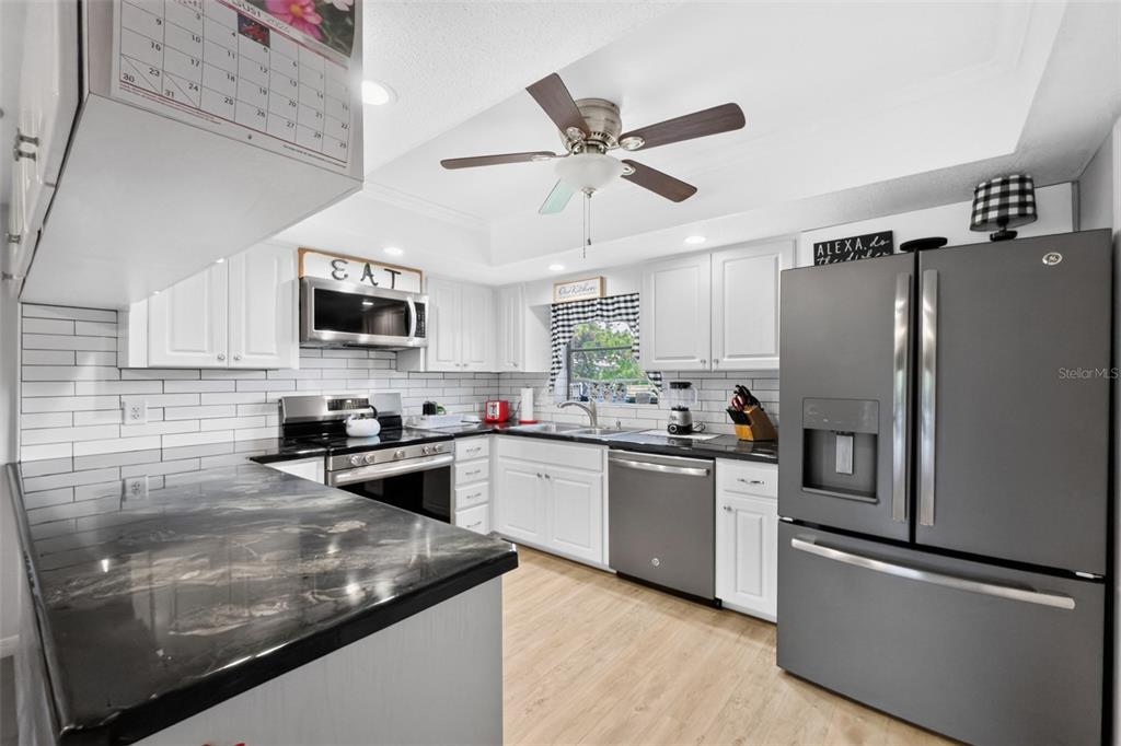 4260 Placida Road, Unit 17D Englewood, FL 34224 - Photo 12 of 51 Gallery Image 12