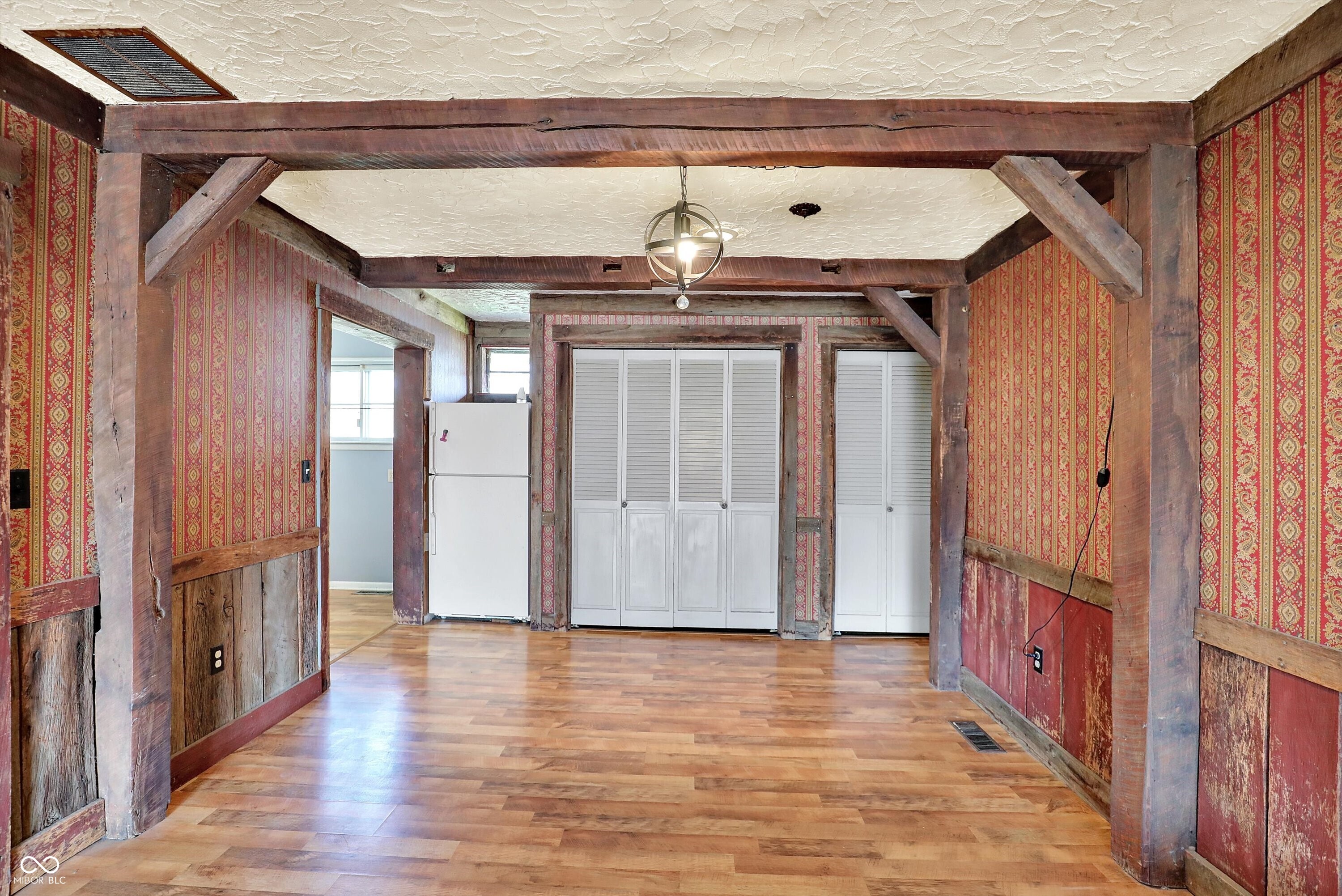 122 Edgewood Drive Bedford, IN 47421 - Photo 9 of 61