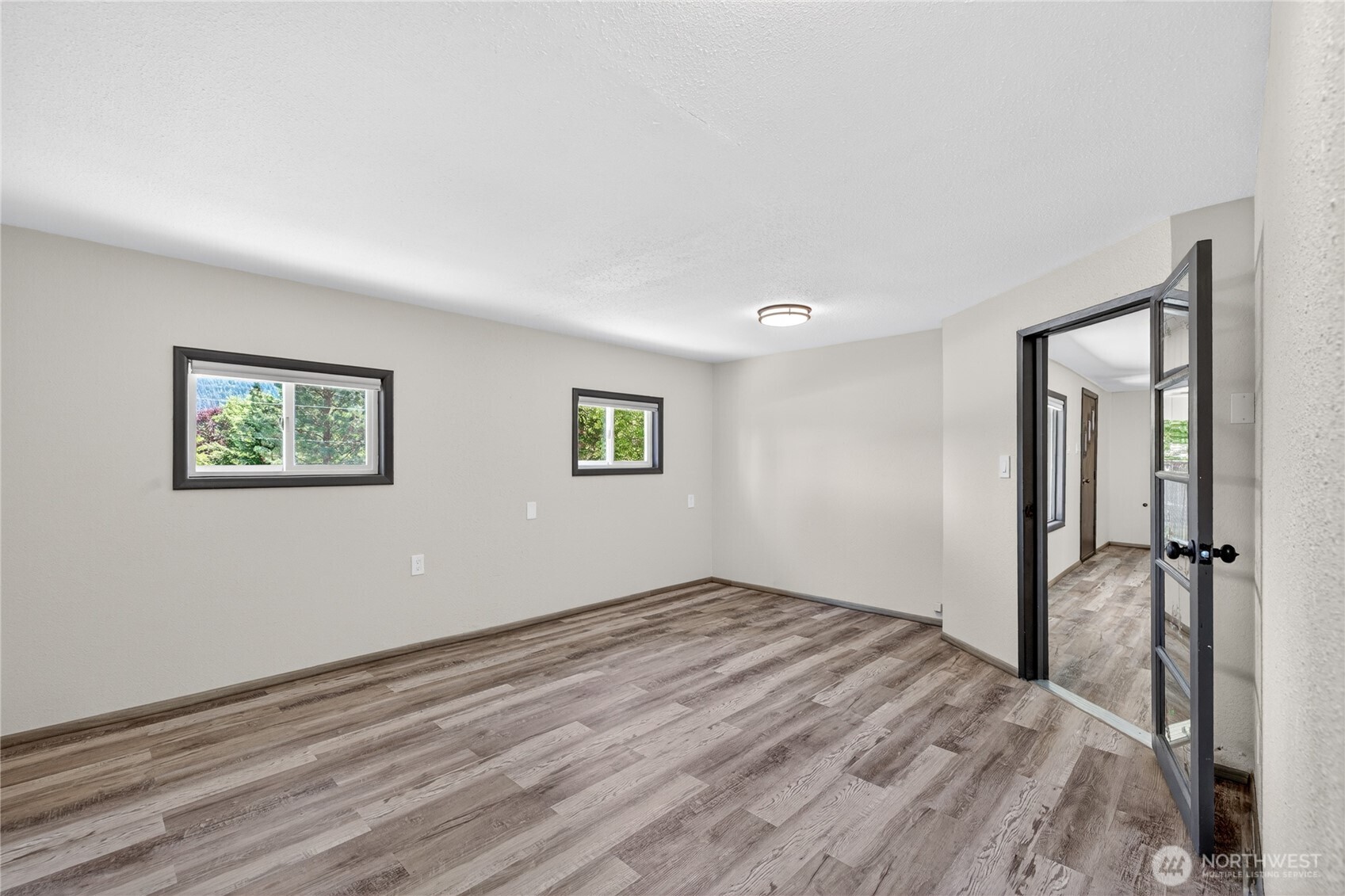 8494 Icicle Road Leavenworth, WA 98826 - Photo 12 of 27
