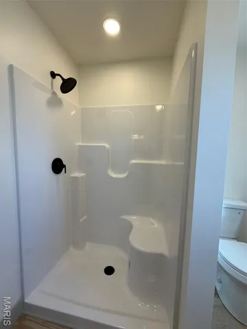 $285,500 | 301 Columbus Street, La Belle, MO 63447