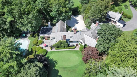 $8,800,000 | 95 Piping Rock Road, Locust Valley, NY 11560