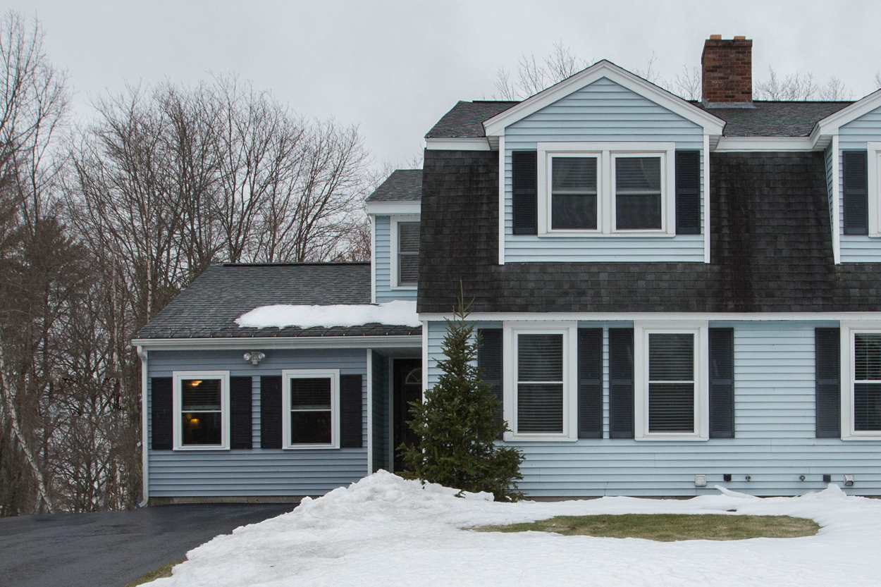 24 A Reed Street Londonderry, NH 03053 - Photo 1 of 24 Gallery Image 1