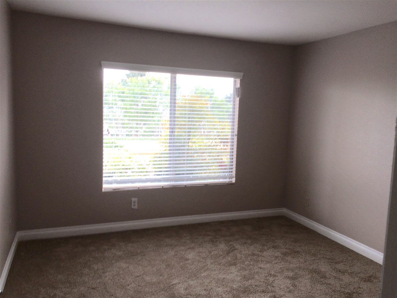 854 South Rancho Santa Fe Road San Marcos, CA 92078 - Photo 18 of 25 Second master with views.