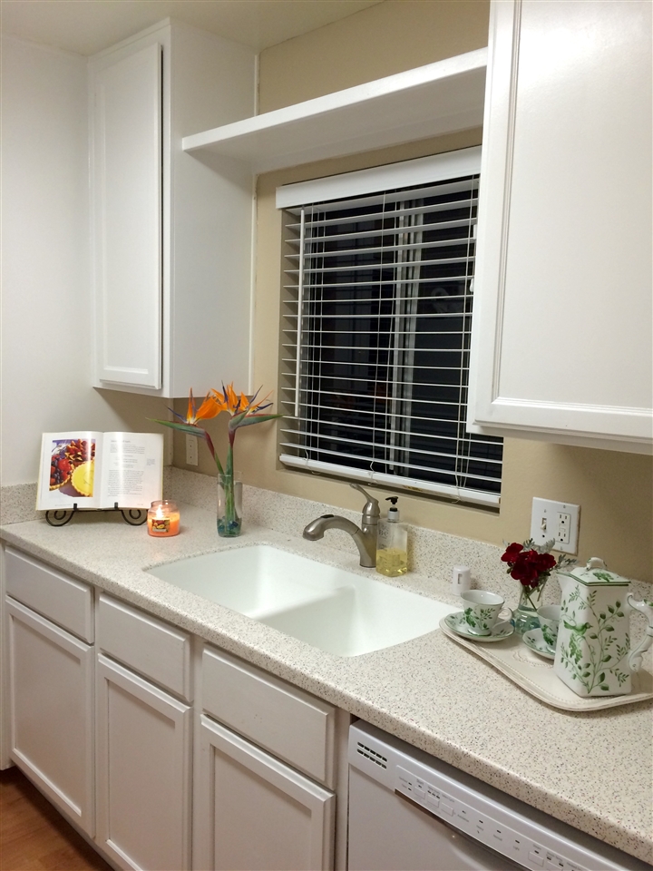 854 South Rancho Santa Fe Road San Marcos, CA 92078 - Photo 7 of 25 Kitchen with views out to your patio.