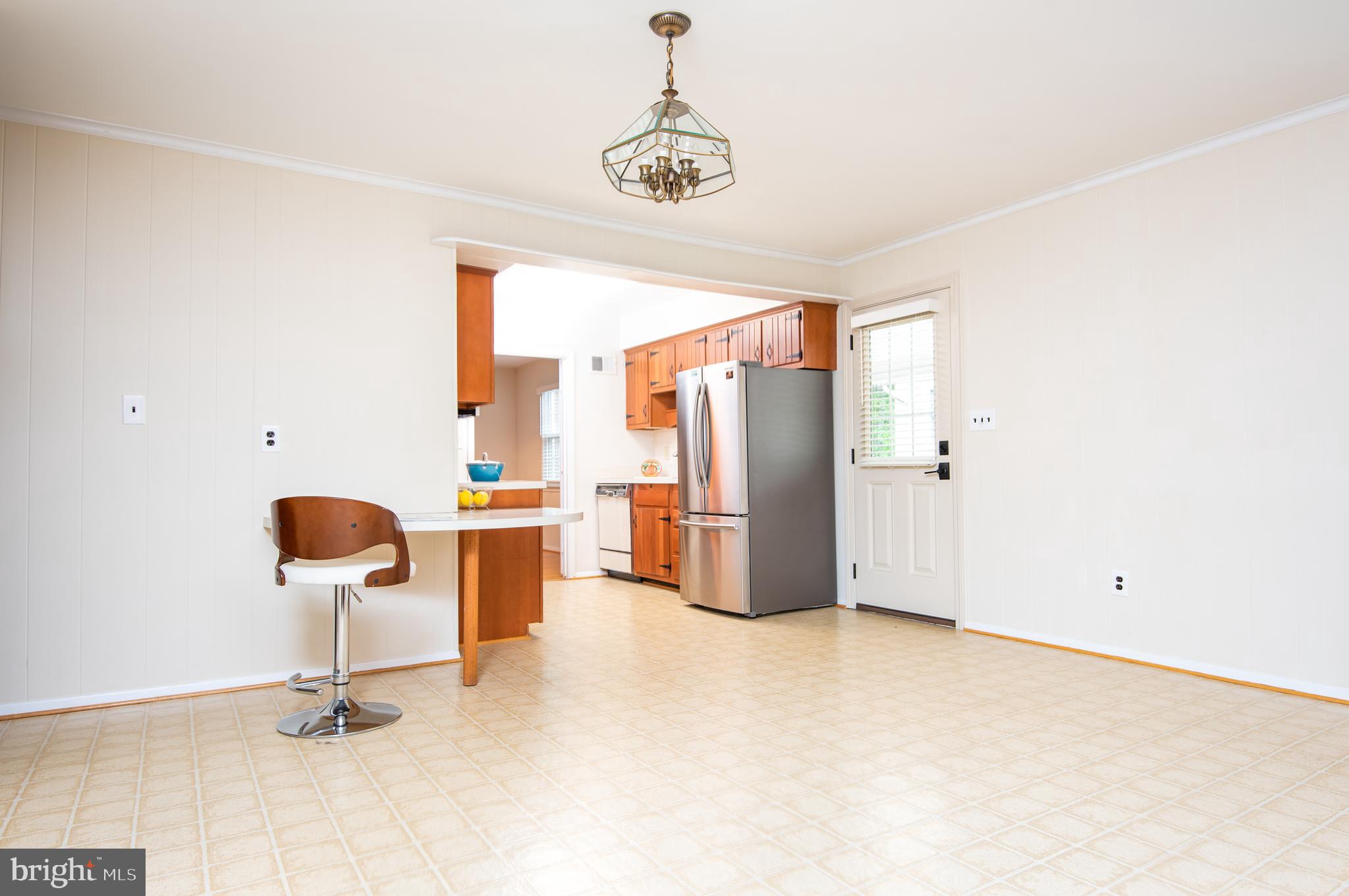 6152 Roxbury Avenue Springfield, VA 22152 - Photo 12 of 40