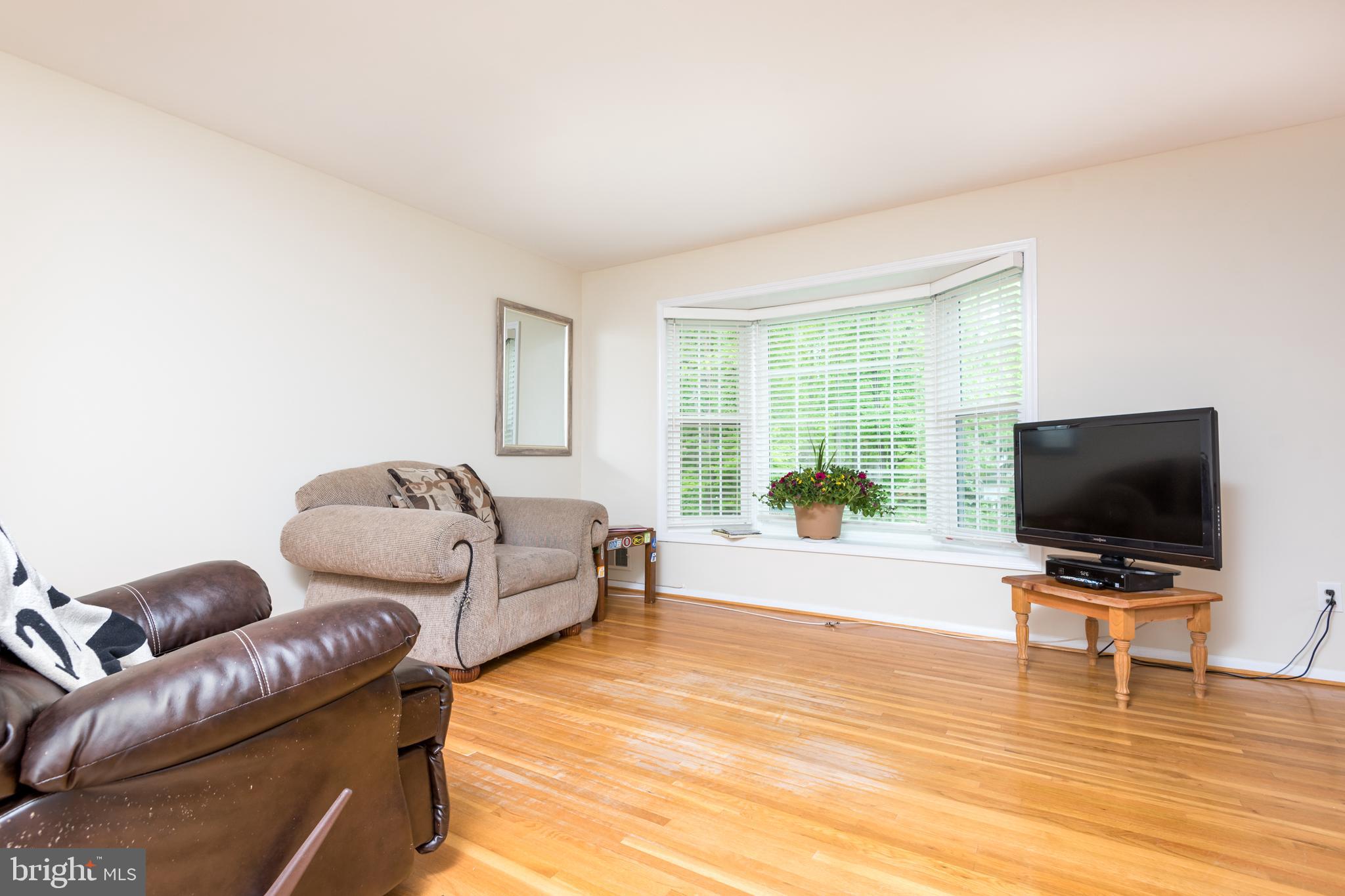 6152 Roxbury Avenue Springfield, VA 22152 - Photo 19 of 40