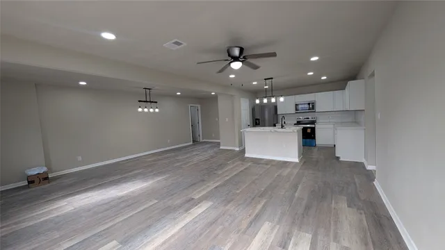 $245,000 | 1120 17th Avenue North, Texas City, TX 77590