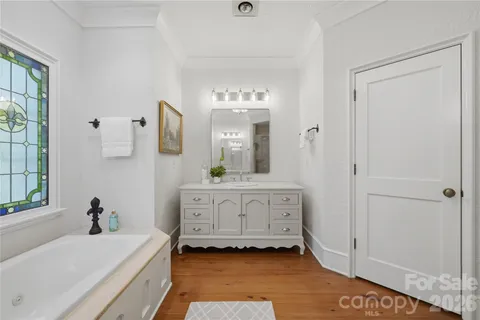 $1,525,000 | 2418 La Maison Drive, Charlotte, NC 28226