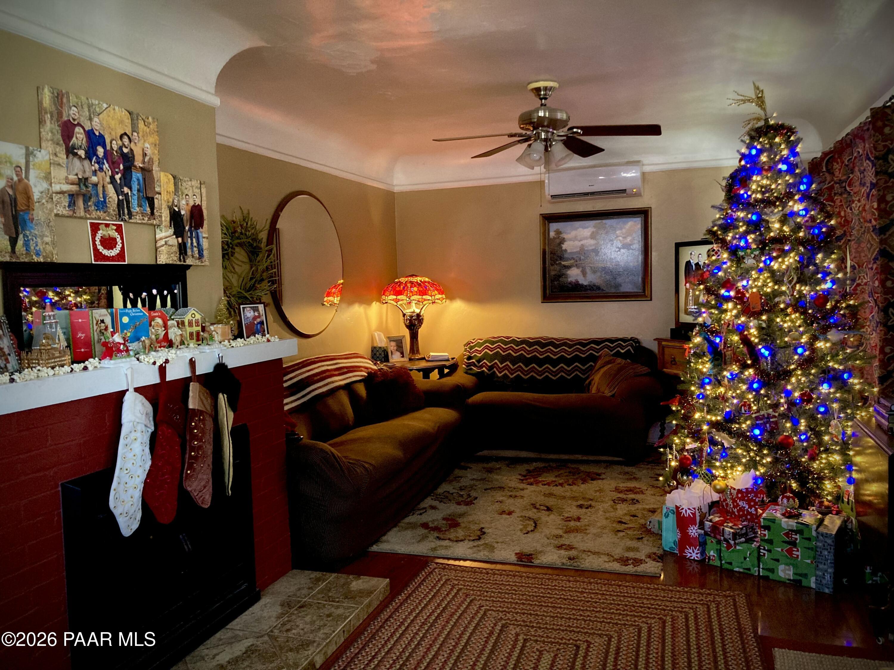703 Ruth Street Prescott, AZ 86301 - Photo 12 of 26 LIving Room