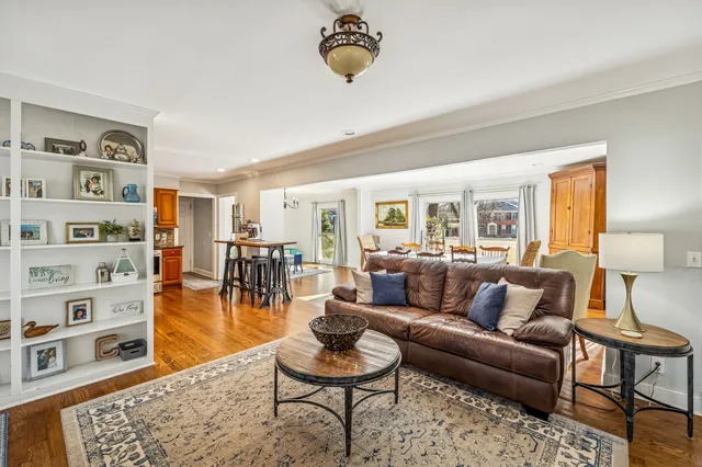 $1,095,000 | 1403 Bowman Lane, Brentwood, TN 37027